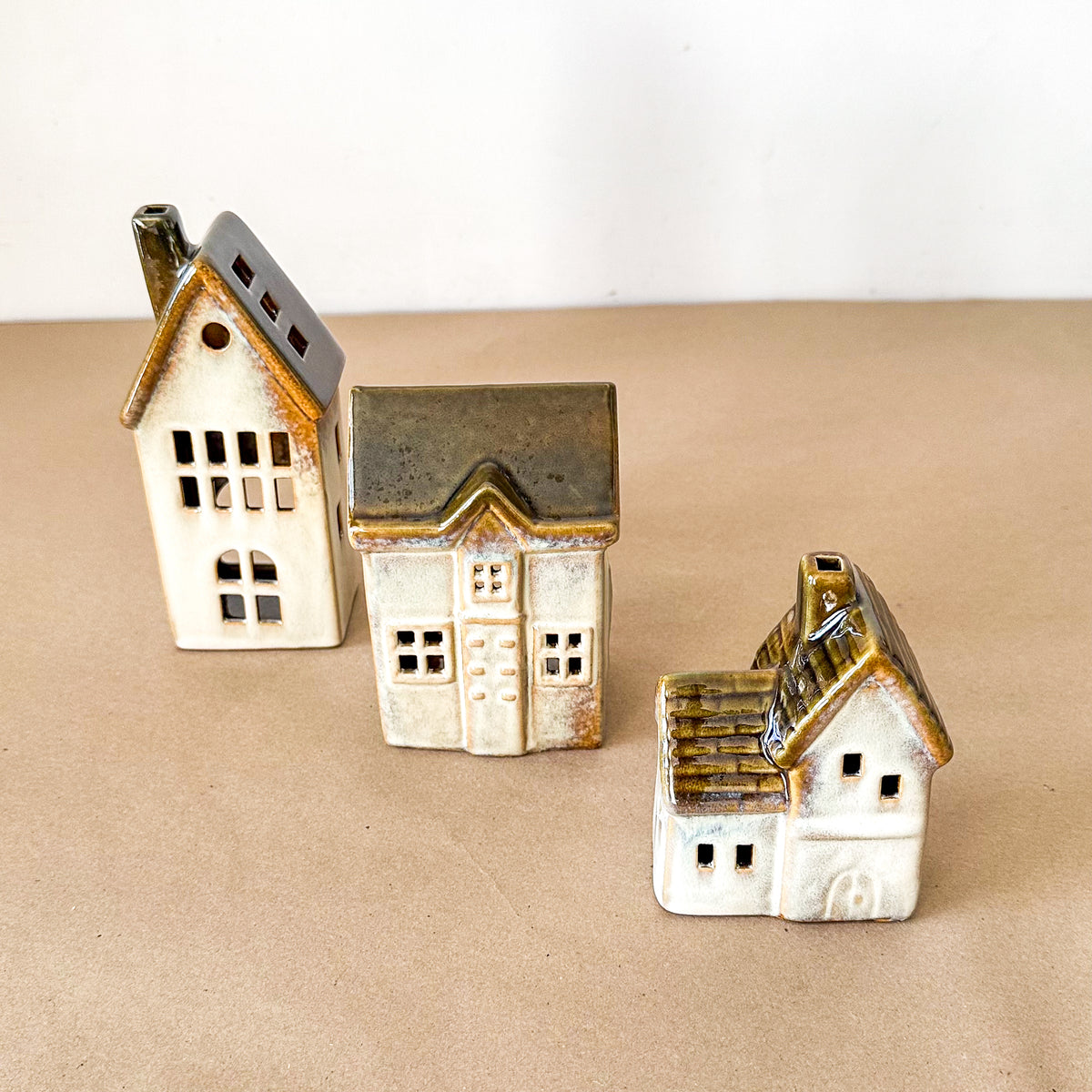 Set 3 Casitas Porta Velas Cerámica Esmaltada Adorno Frank Home Chile