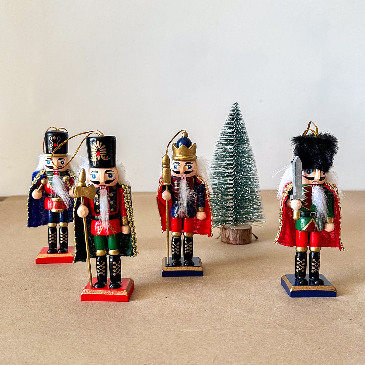 Set 4 Cascanueces Colgantes Navideños 13cm Adorno Frank Home Chile