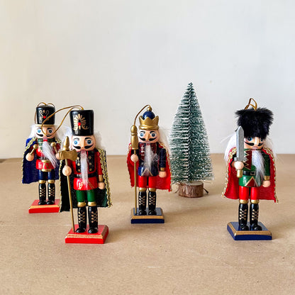 Set 4 Cascanueces Colgantes Navideños 13cm Adorno Frank Home Chile