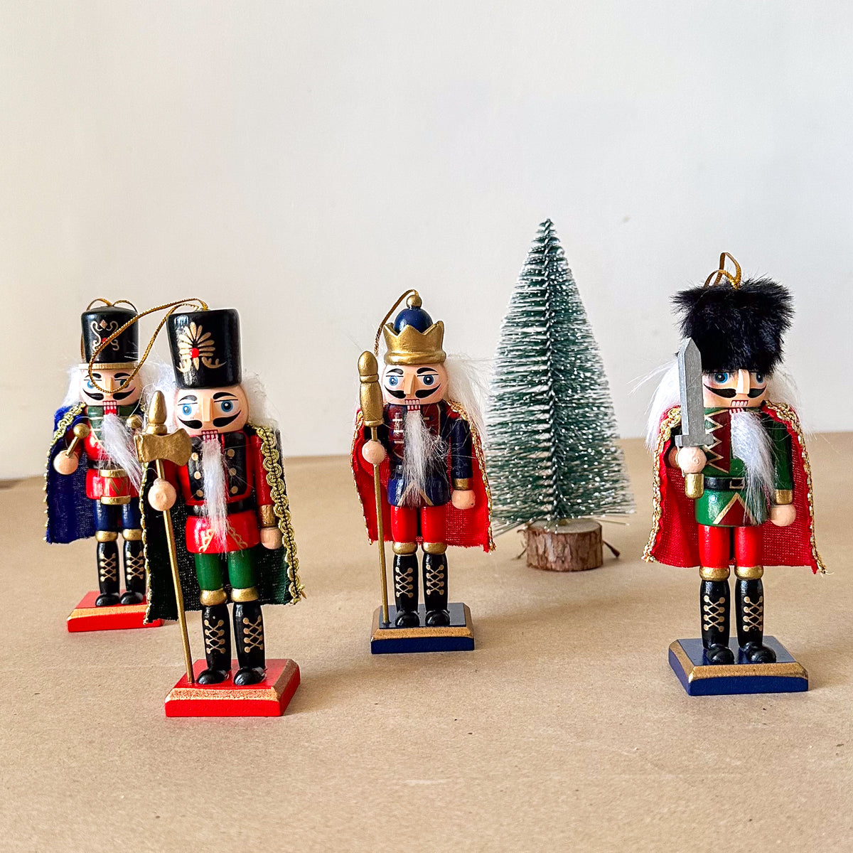 Set 4 Cascanueces Colgantes Navideños 13cm Adorno Frank Home Chile