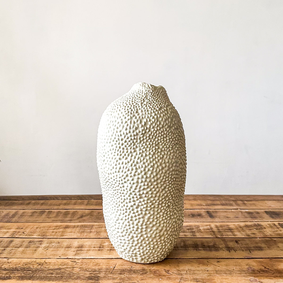 Jarrón Cerámica Irregular Textura 38 cm Florero Frank Home Chile