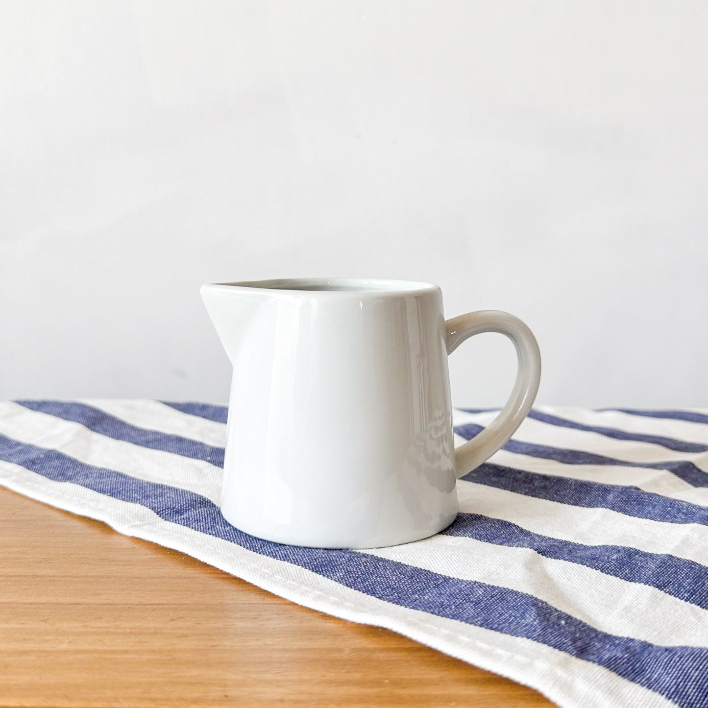 Mini Jarrita Cerámica Blanca jara Frank Home Chile