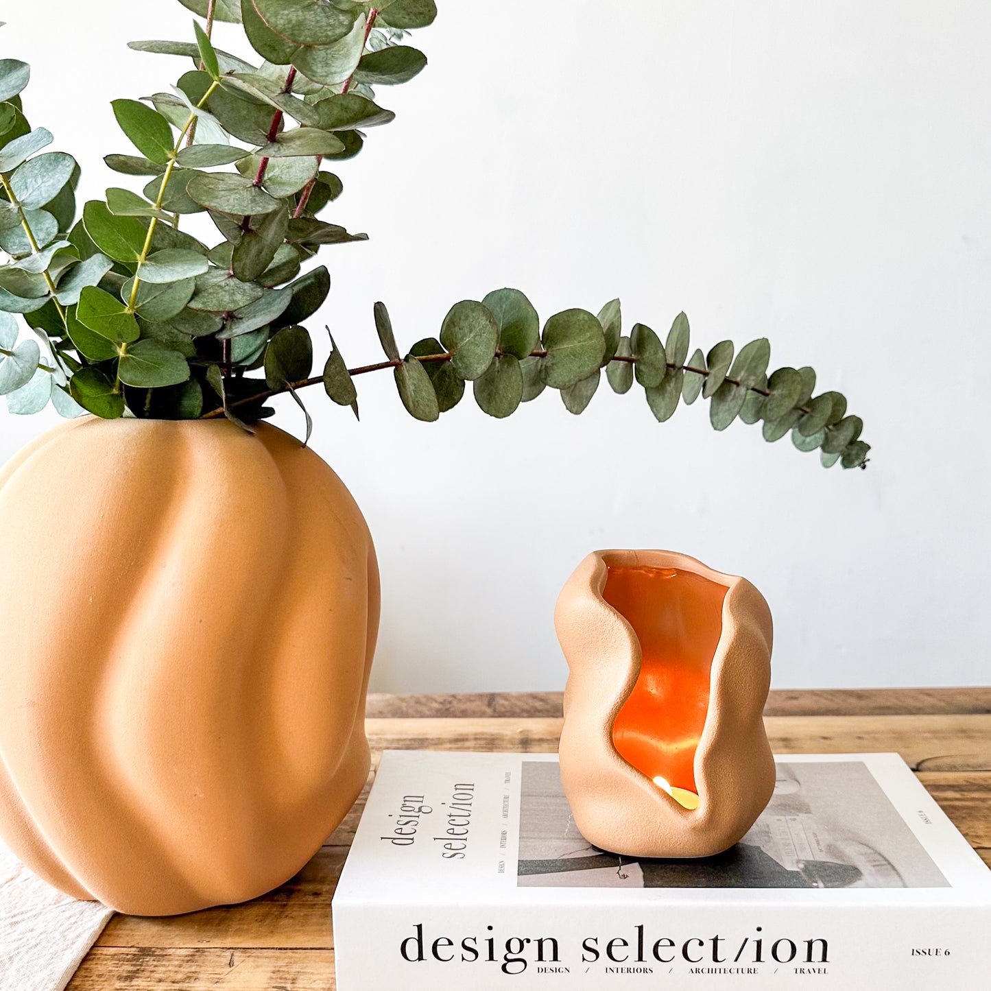 Porta Vela Ondas Cerámica 13cm - Diseño Orgánico Elegante Porta Vela Frank Home Chile