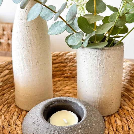 Set Porta Velas y Florero Cemento