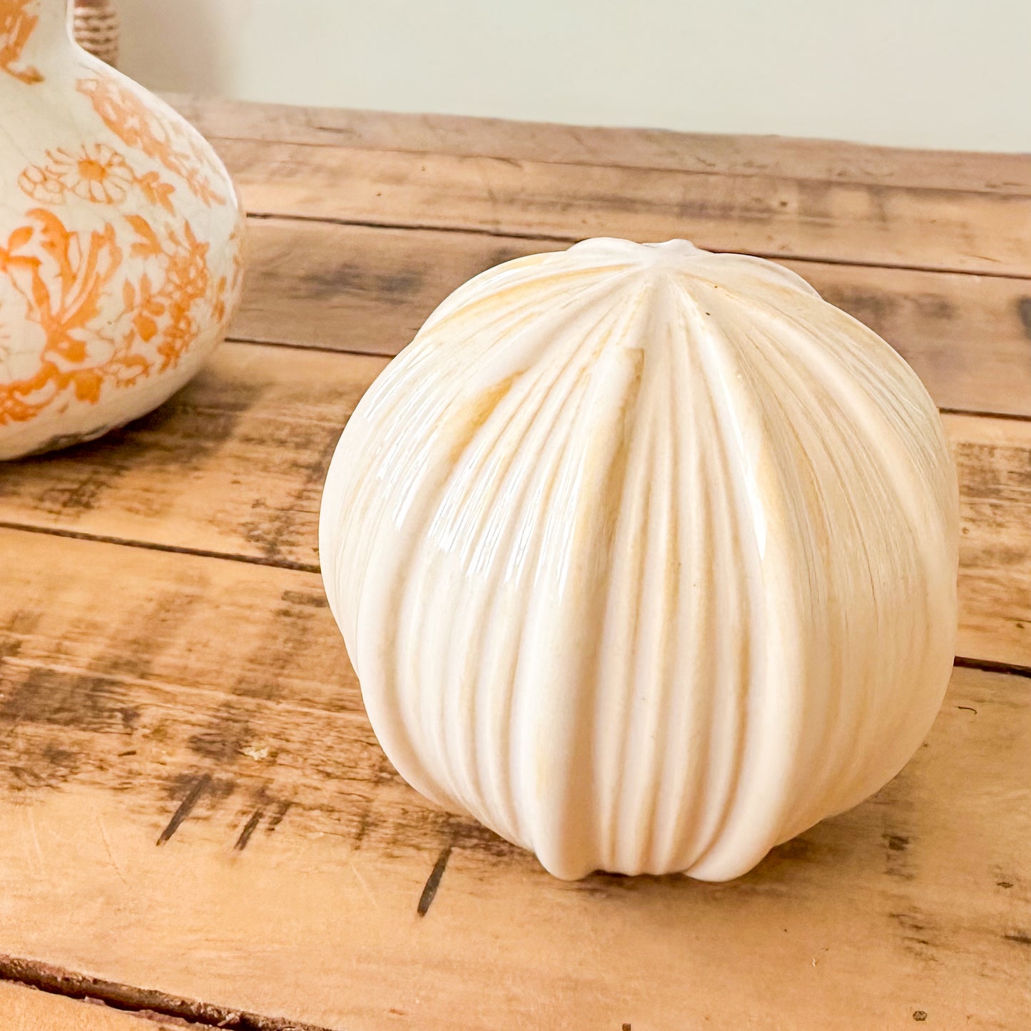 Esfera Cerámica Esmaltada Relieve Líneas