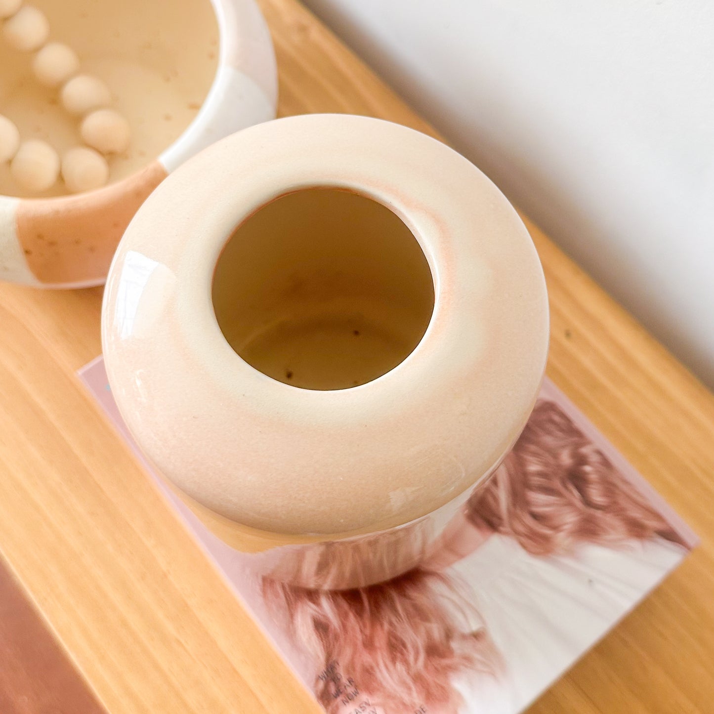 Florero Cerámica Esmaltada Rosa Pálido 16cm - Diseño Refinado Florero Frank Home Chile