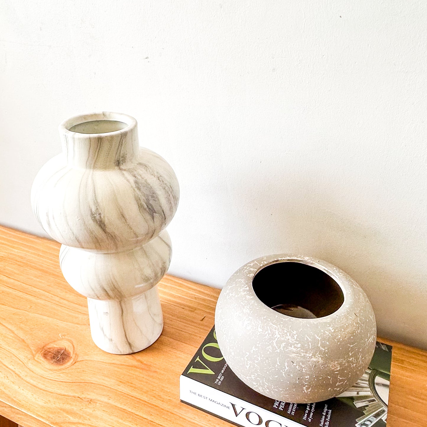 Florero Textura Mármol 30cm - Diseño Elegante Florero Frank Home Chile