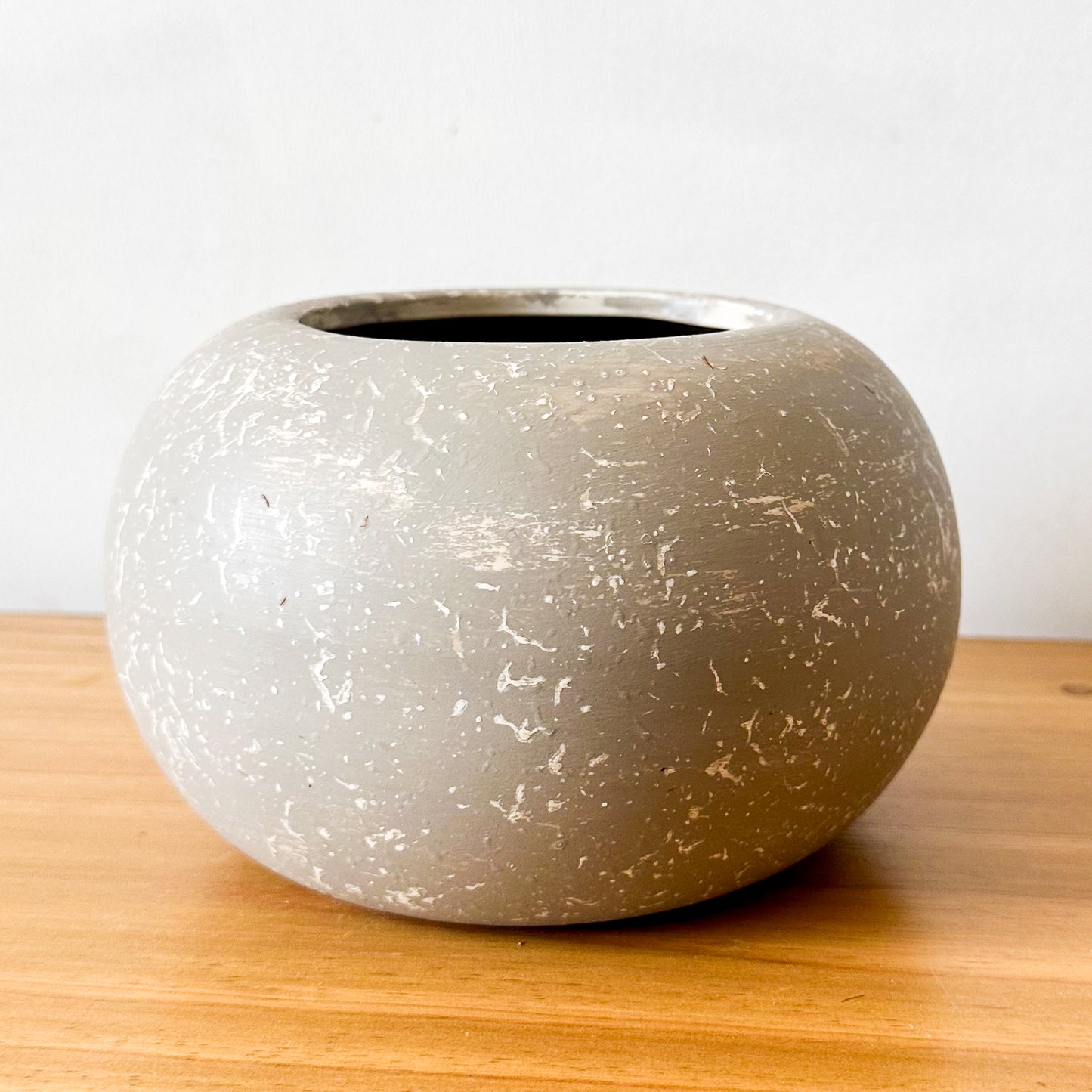 Base Centro Mesa Cerámica Gris Centro de mesa Frank Home Chile