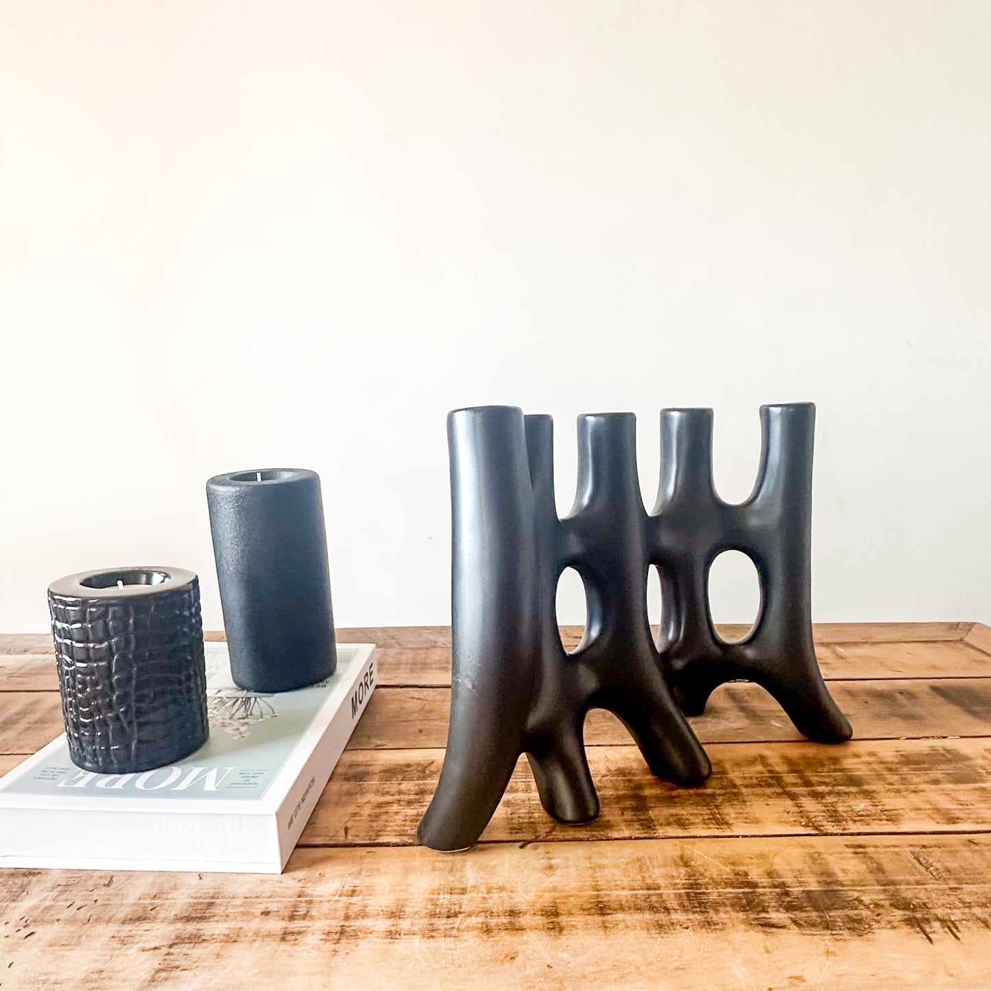 Florero Abstracto Cerámica Escultural Negro Florero Frank Home Chile