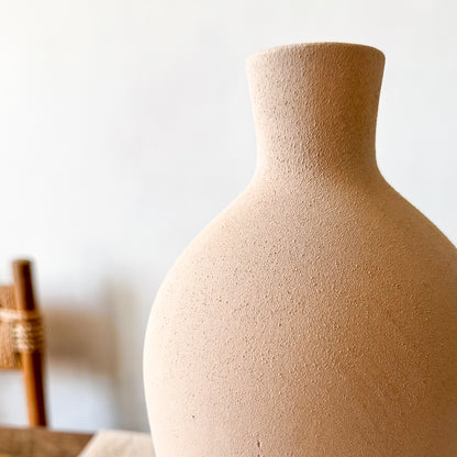 Florero Botella Cerámica Terra Florero Frank Home Chile