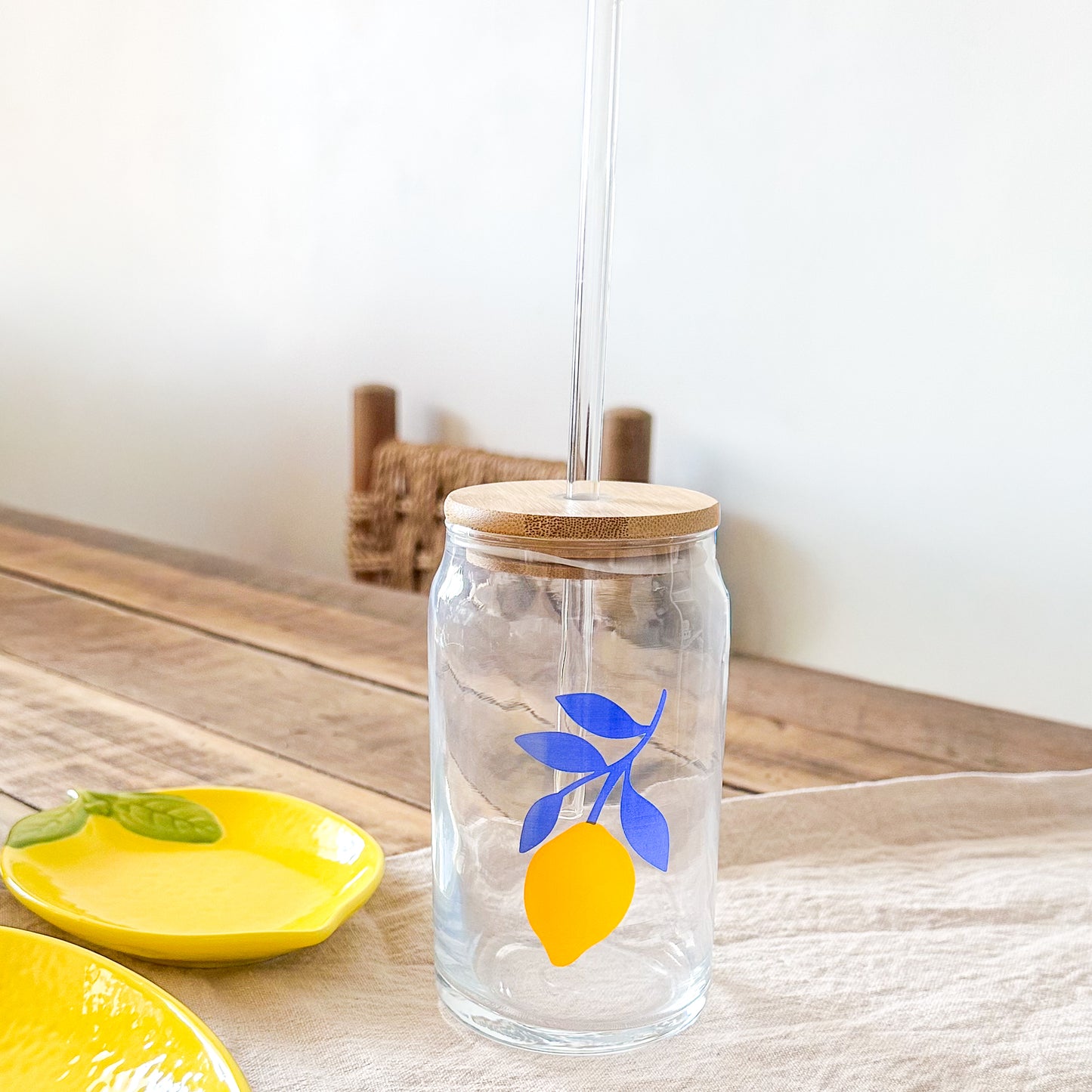 Vaso Vidrio con Bombilla y Tapa Bambú 480ml - Diseño Limón Vasos Frank Home Chile