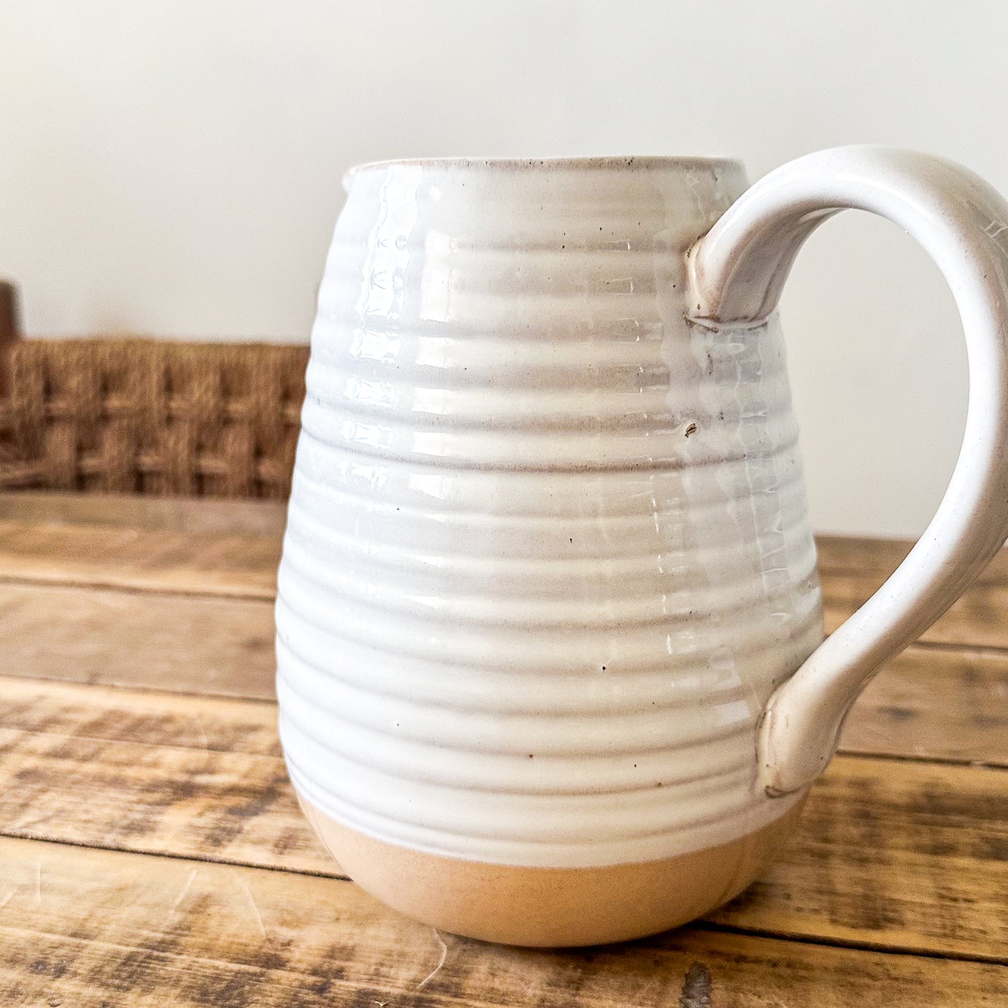 Jarra Cerámica Beige Borde Marrón Jarra Frank Home Chile