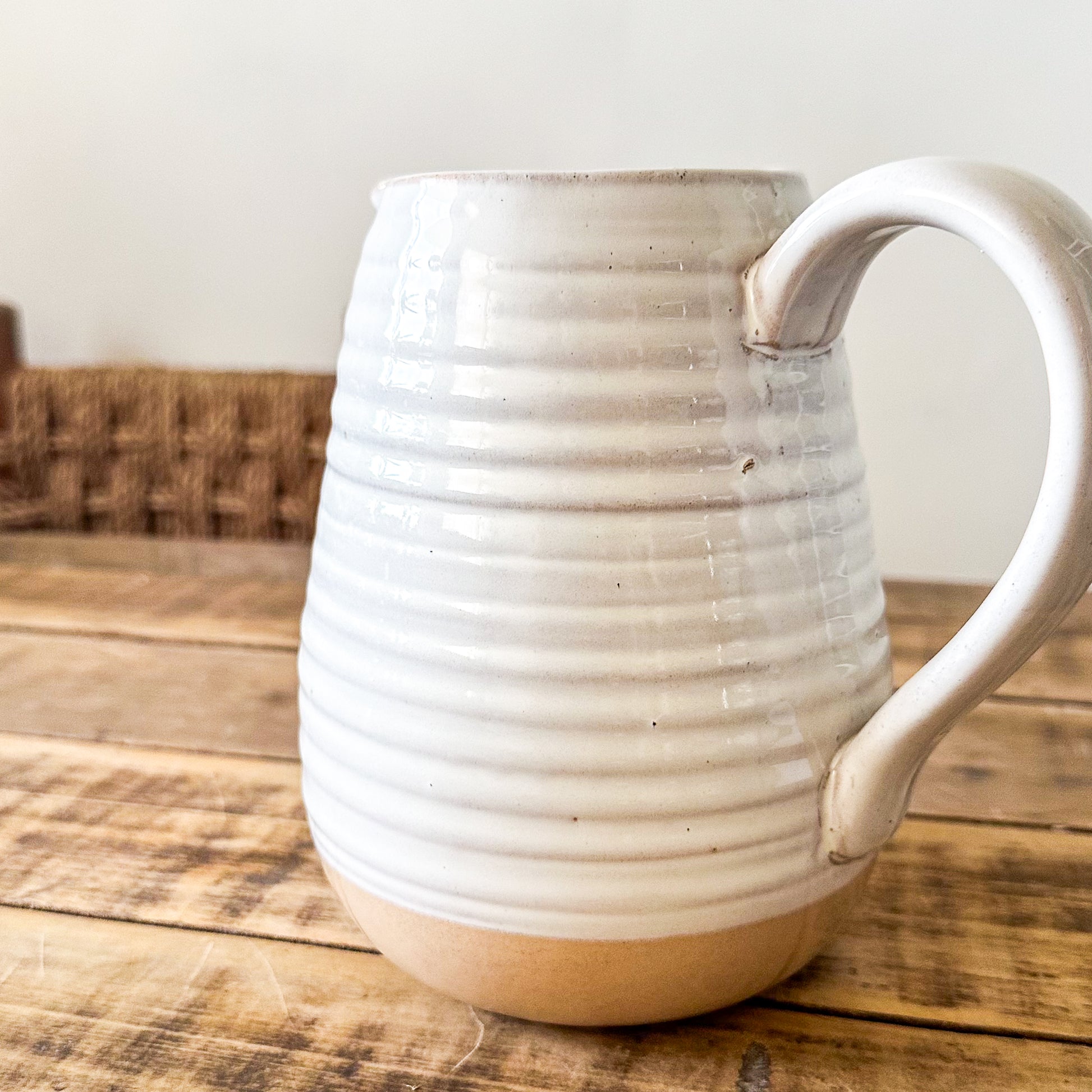 Jarra Cerámica Beige Borde Marrón Jarra Frank Home Chile