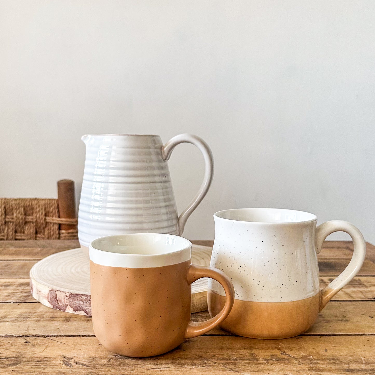 Jarra Cerámica Beige Borde Marrón Jarra Frank Home Chile