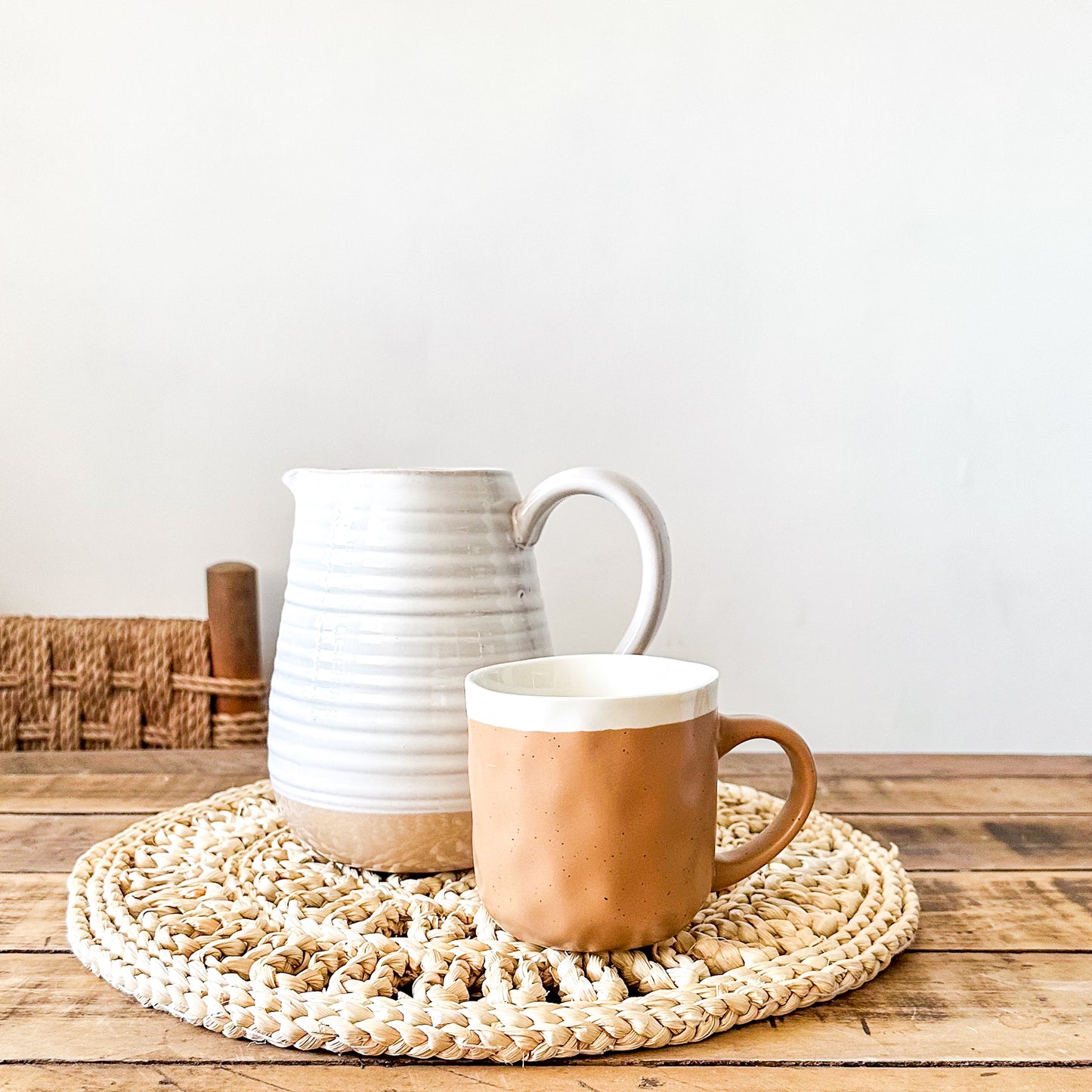 Jarra Cerámica Beige Borde Marrón Jarra Frank Home Chile