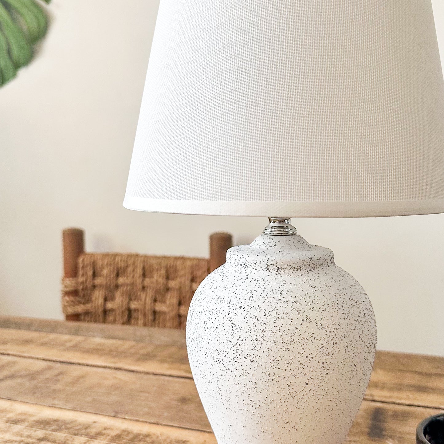 Lámpara de Mesa Cerámica Rugosa