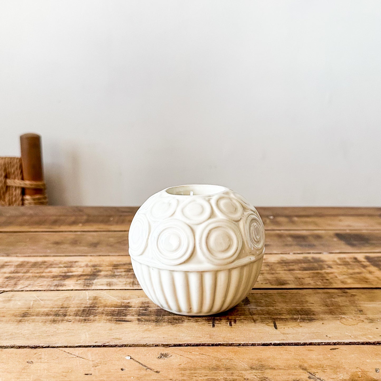 Portavela Cerámica Esmaltada con Relieves - 4 Diseños Únicos