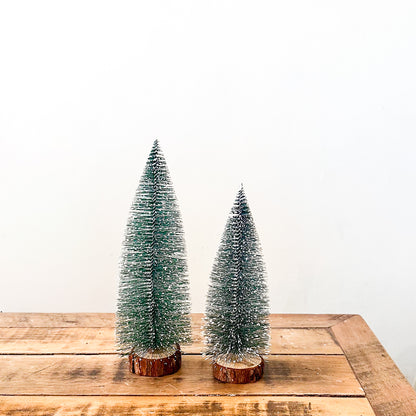 Set 2 Mini Árboles de Navidad 27cm y 21cm - Decoración Festiva Premium Adorno Frank Home Chile