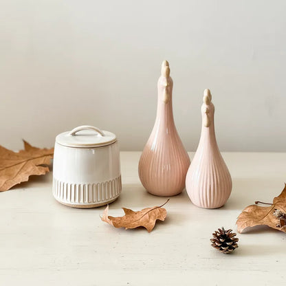 Set Adorno 2 Gallinas Cerámica Rosa Claro - Diseño Encantador Adorno Frank Home Chile