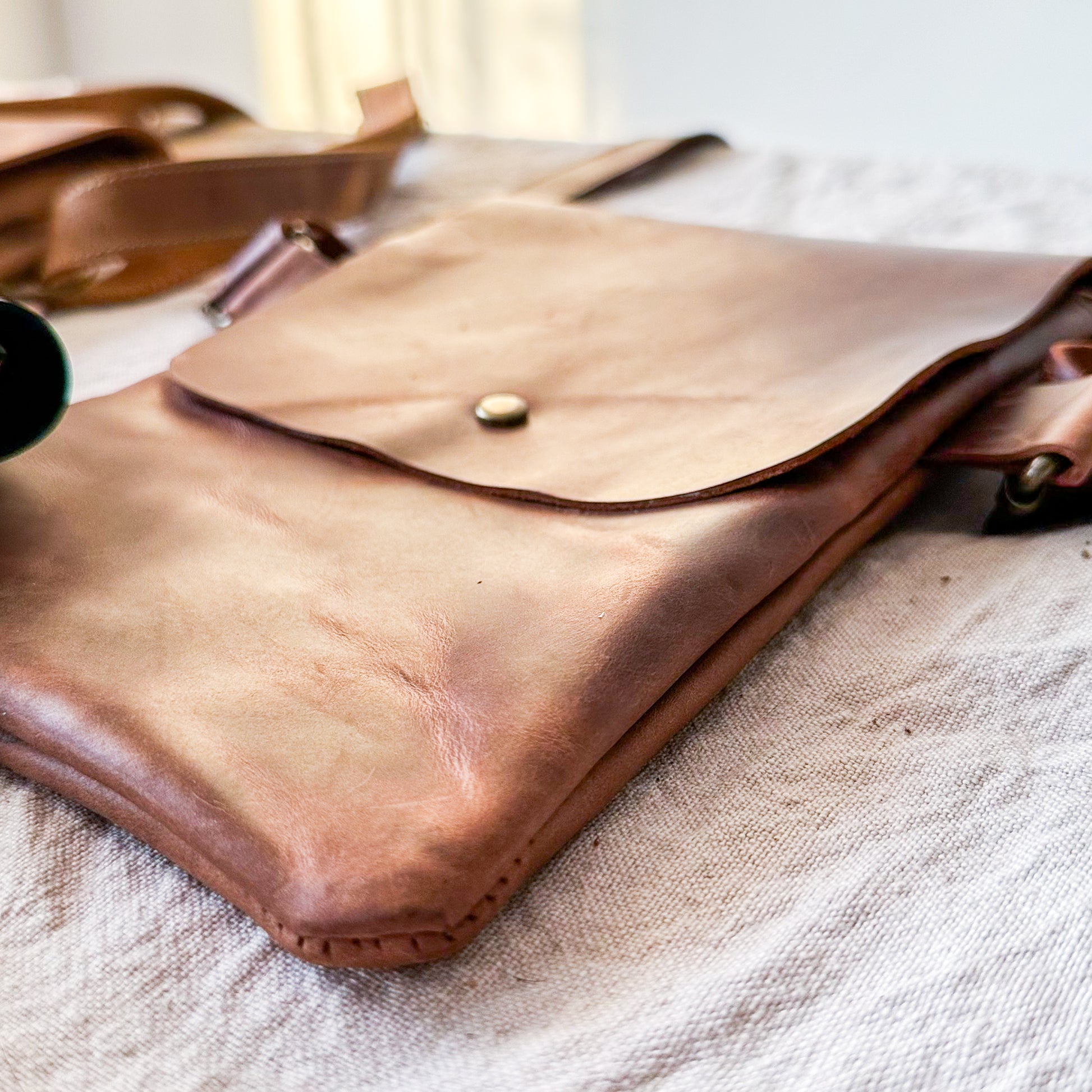 Bandolera Solapa Cuero Bolso Frank Home Chile