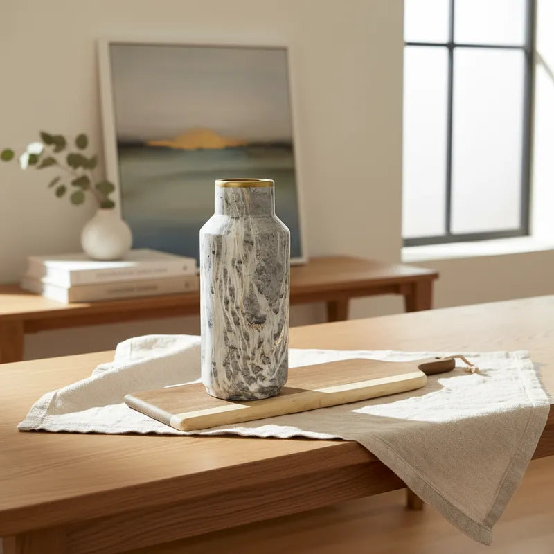 Florero botella mármol ribete dorado Florero Frank Home Chile