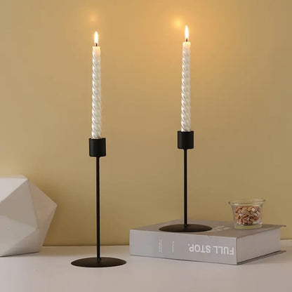 Set 2 candelabros metálicos negros
