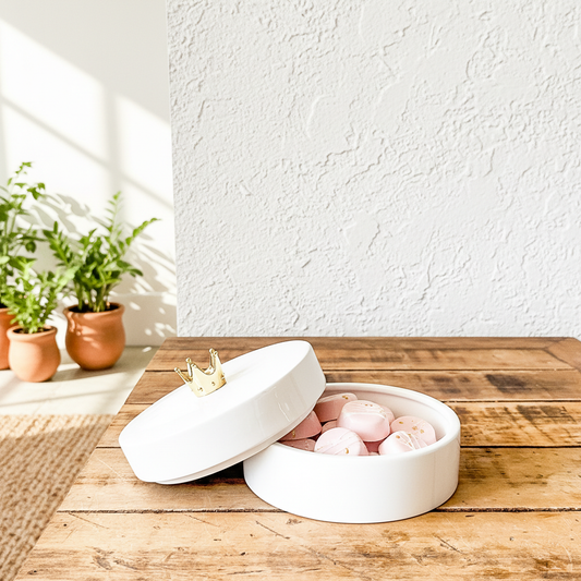 Joyero Cerámica Esmaltada Blanca Tapa Corona Anfora Frank Home Chile