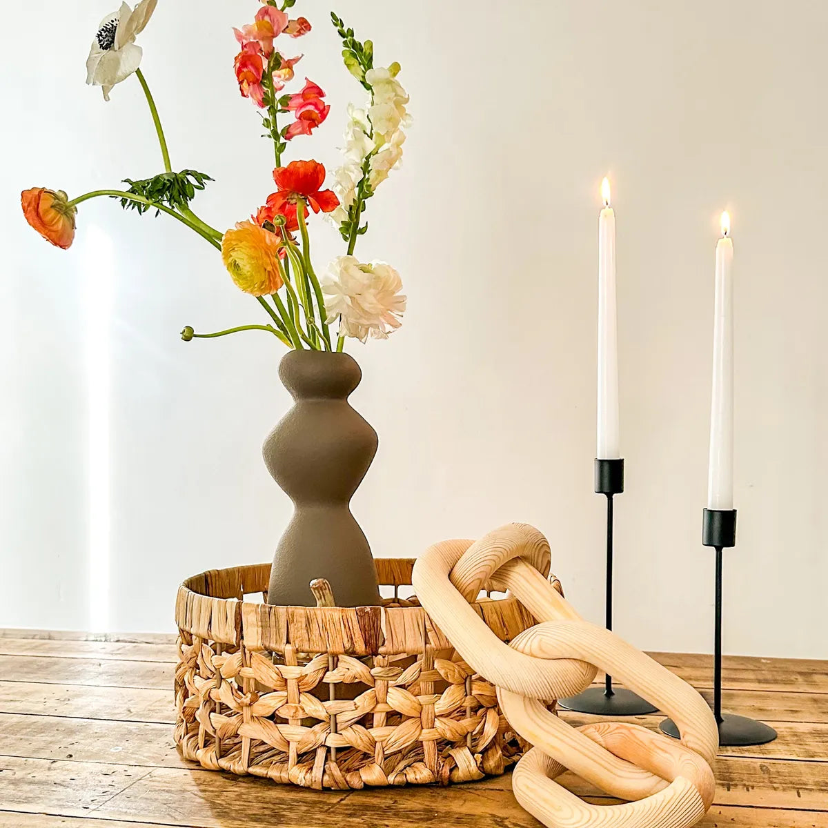 Florero Curvas Café Cerámica Florero Frank Home Chile