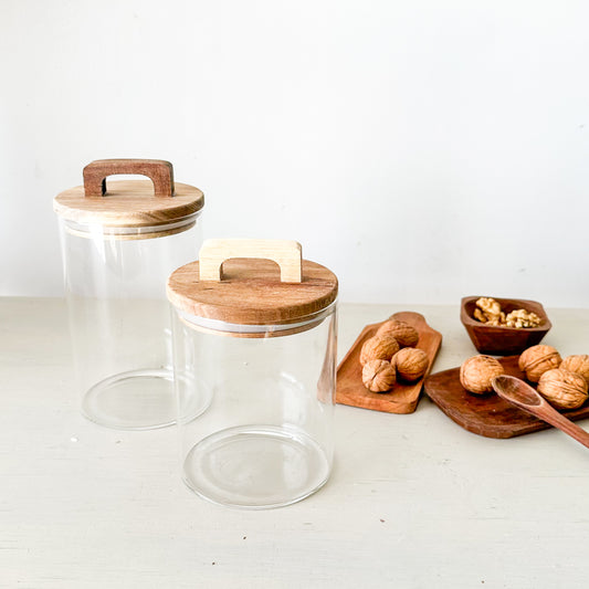 Frascos organizadores con tapa de madera