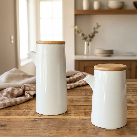 Set 2 Jarras Cerámica Tapa Bambú 17cm y 13cm - Salsas y Aceites Aceitero Frank Home Chile