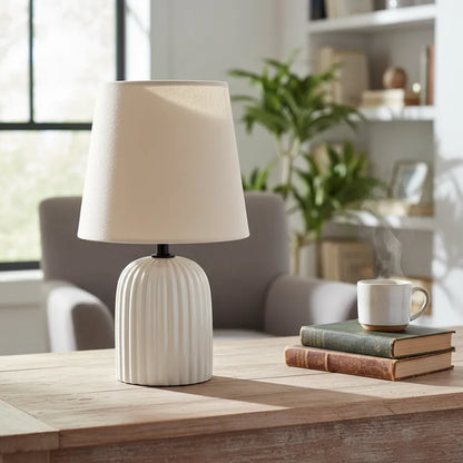 Lámpara de Mesa Acanalada Lampara de mesa y escritorio Frank Home Chile