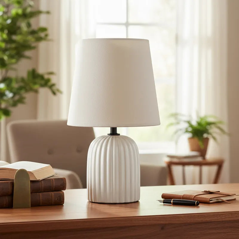 Lámpara de Mesa Acanalada Lampara de mesa y escritorio Frank Home Chile