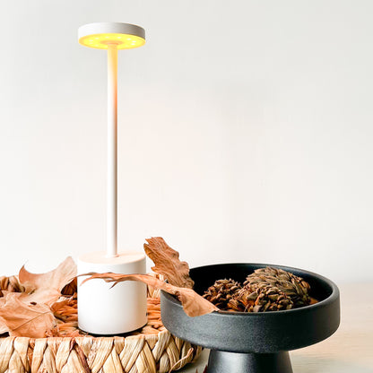 Lámpara led recargable Lampara de mesa y escritorio Frank Home Chile