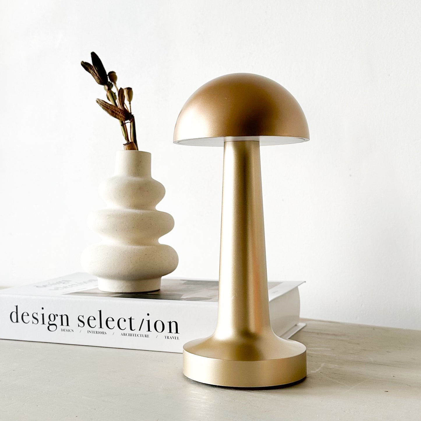 Lámpara de mesa Mushroom recargable touch Lampara de mesa y escritorio Frank Home Chile