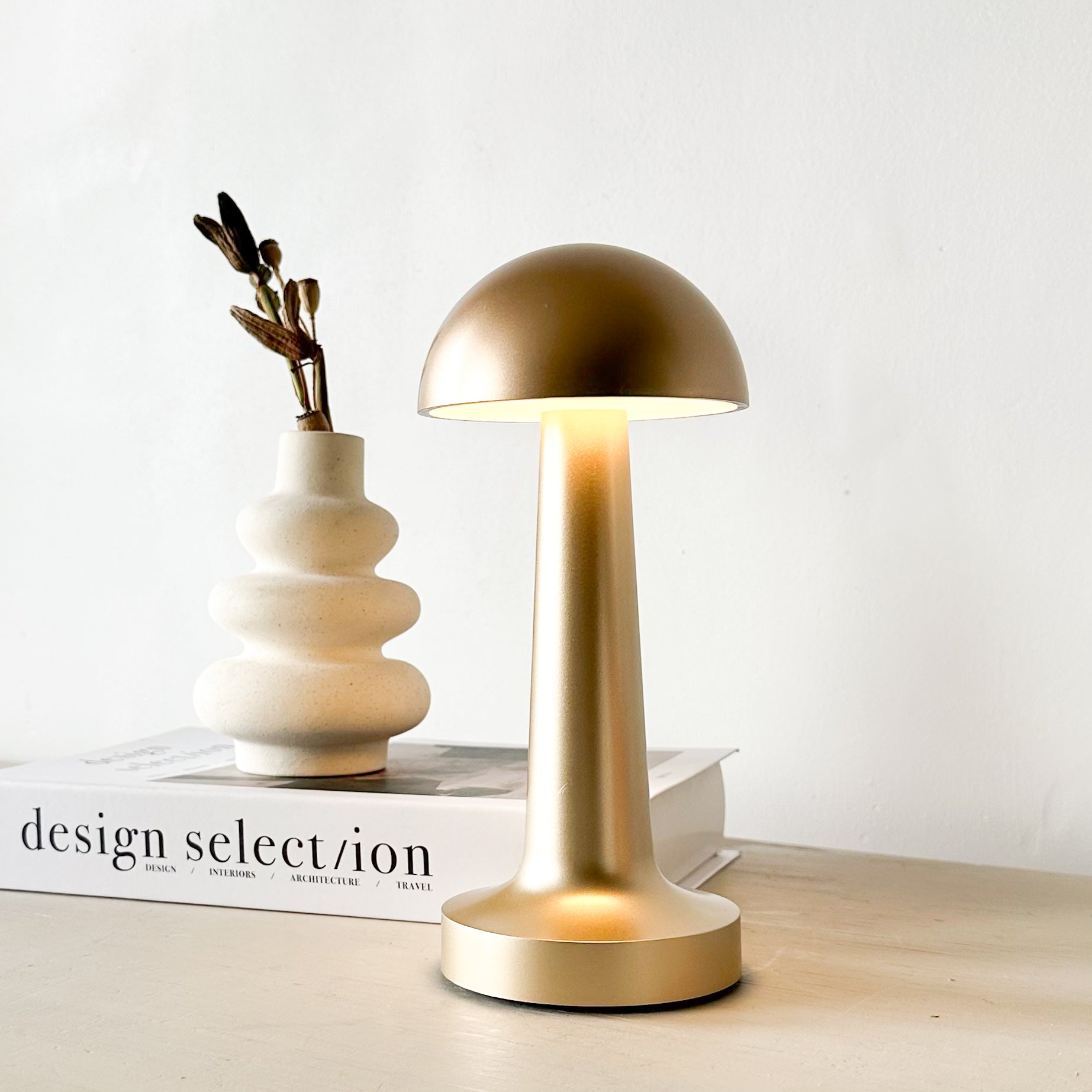 Lámpara de mesa Mushroom recargable touch Lampara de mesa y escritorio Frank Home Chile