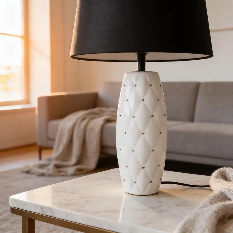 Lámpara de Mesa Cerámica Esmaltada Capitoné Pantalla Negra Lampara de mesa Frank Home Chile