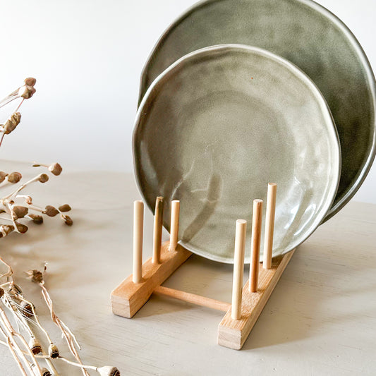 Soporte organizador para platos y vajilla bambú
